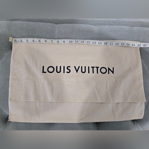 LOUIS VUITTON large dust bag - Picture 2 of 3